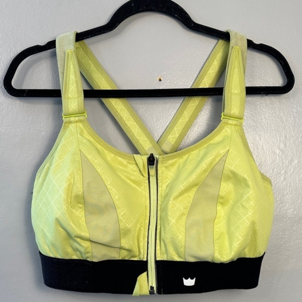Shefit women’s sports bra